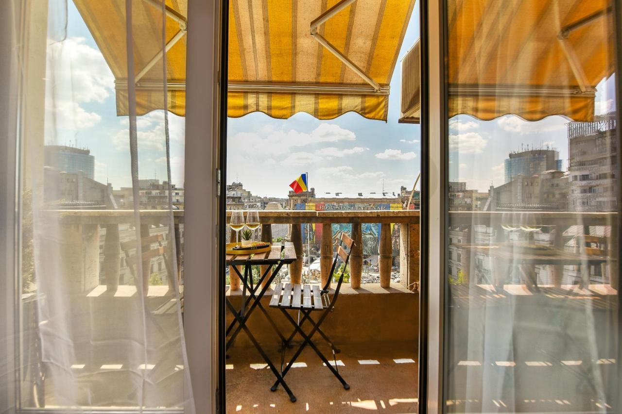Chic Accommodation With Breathtaking Views Over Calea Victoriei - Your Central Heaven Bukarest Exterior foto